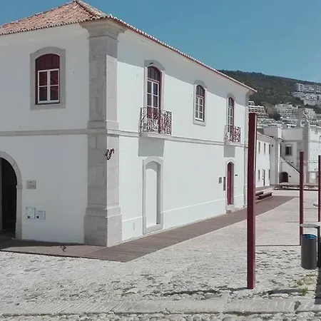Casa Do Botao * Sesimbra