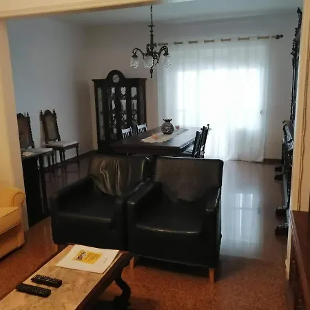 Casa Do Botao * Sesimbra